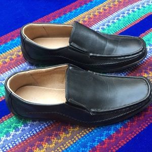 NWOT Mens loafers by Marco Vitale